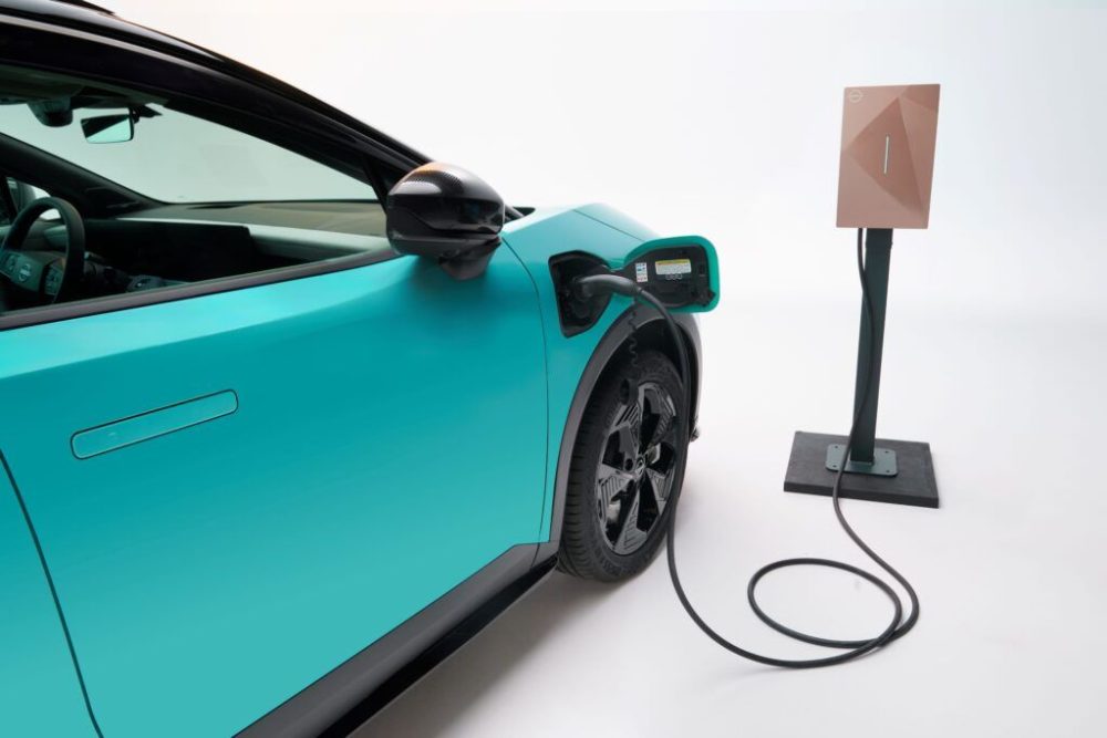 Valeo and Nissan develop bidirectional charging