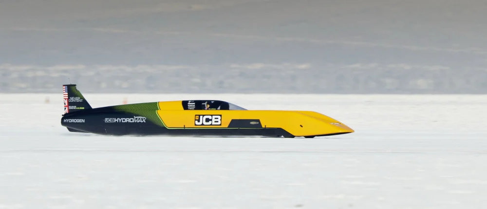 JCB Hydromax hydrogen streamliner setting a 368.347mph SCTA record on the Bonneville Salt Flats